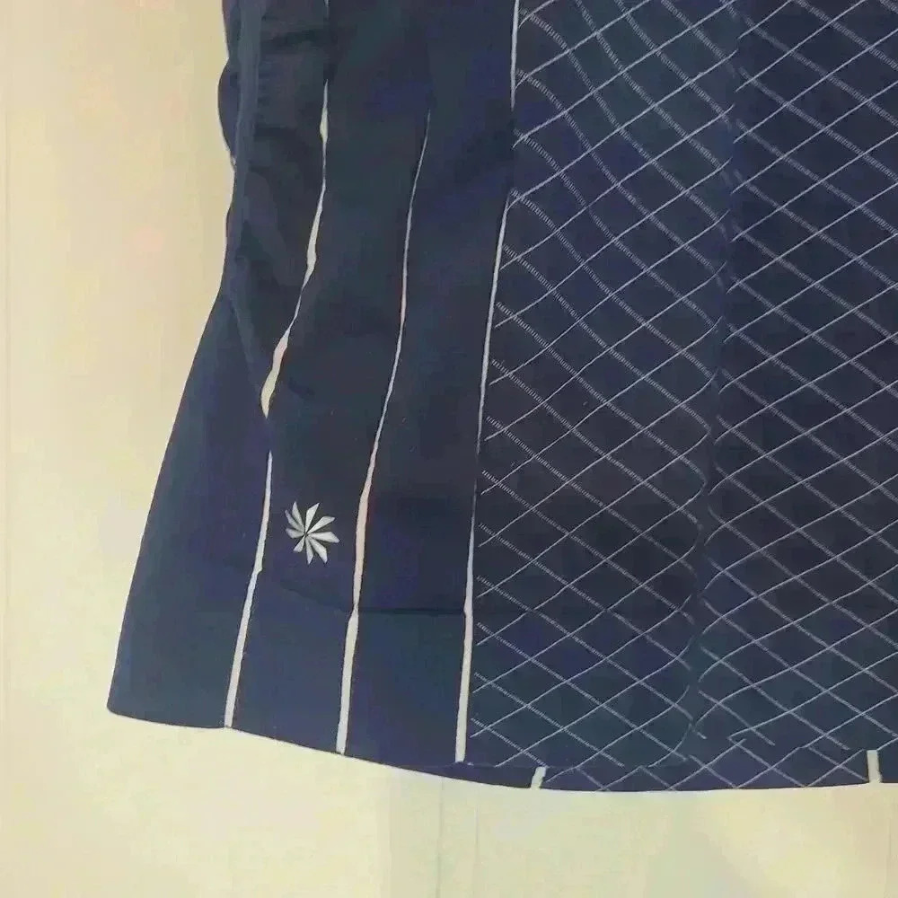 Athleta Finish Fast Line Tee Active Run Gym Sports ruched Top Size Medium - Picture 2 of 9